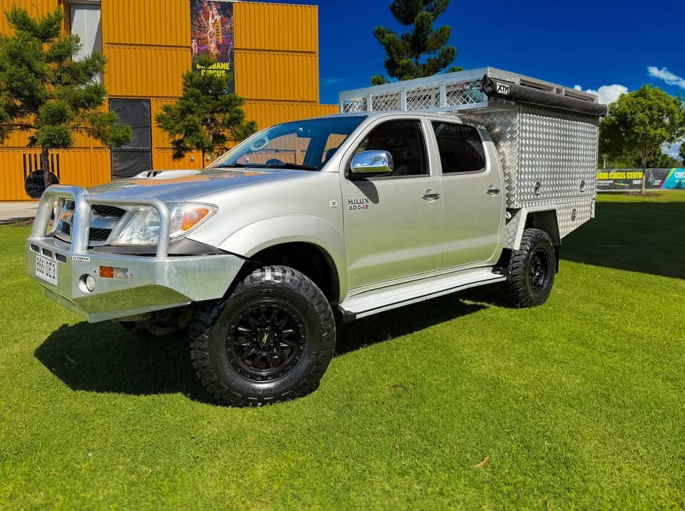 2008 SR5 Hilux - ABN Finance done easy 1.jpg